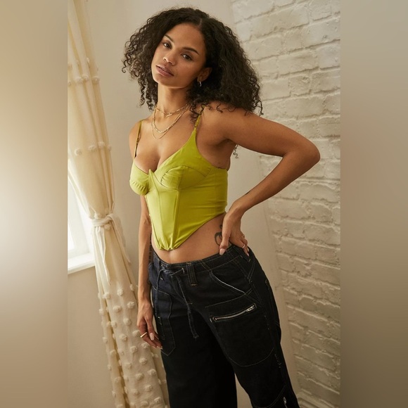 Urban Outfitters- Karissa Olive Corset Bustier - Size L - Picture 6 of 7